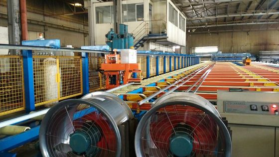 capacidad de aluminio del sistema de tramitación de la protuberancia 380V 700T semiautomática