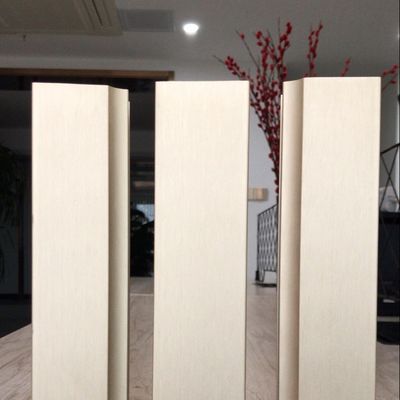 Buen precio MEIAL 750 T/mes Línea de producción automática de anodizado de aluminio en línea