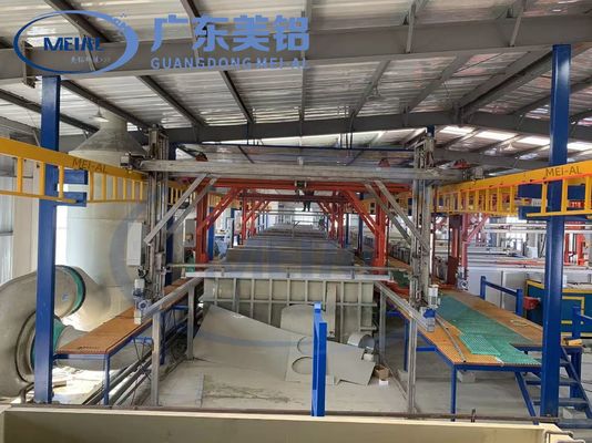 Equipo de tratamiento de superficie automático de la línea de producción de anodización de aluminio de 800T/mes