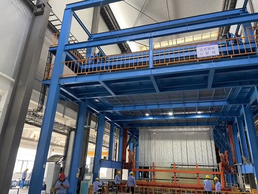 Buen precio Línea de anodizado vertical de 100 TPM. Profiles de aluminio de ventanas y marcos solares. Tecnología Guangdong MEI-AL. en línea