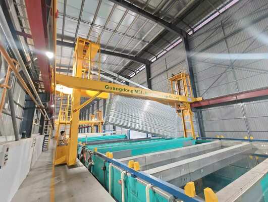 Buen precio Línea de anodizado de ácido sulfúrico para componentes limpios de grado semiconductor para sustratos de aluminio de alta pureza En línea